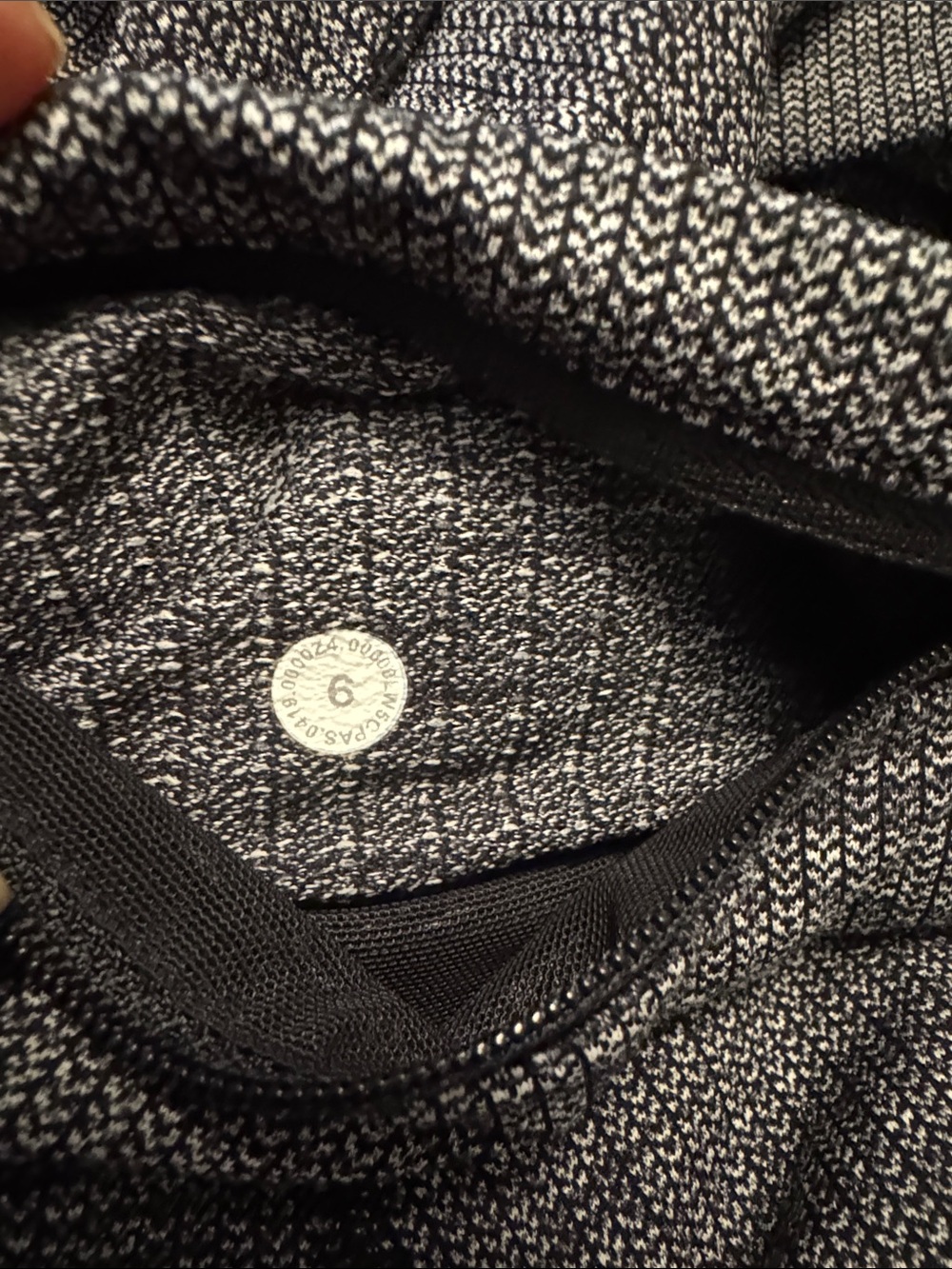 Lululemon High-Rise Performance Leggings - Charcoal - Picture 8 of 8